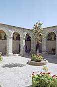 Arequipa, Convent of Santa Catalina de Sena cloister of the novices 